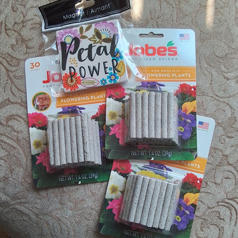 4pc Jobes Flower bundle